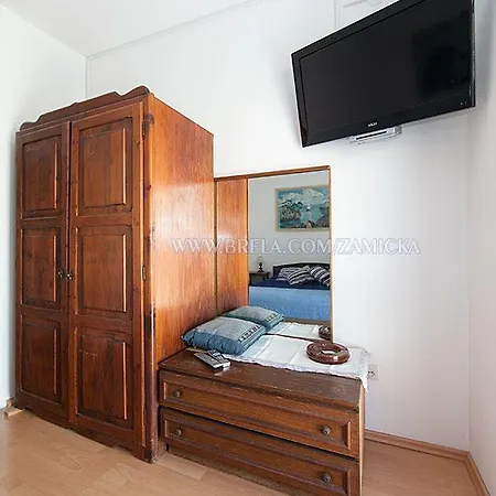 Apartment Zamicka *